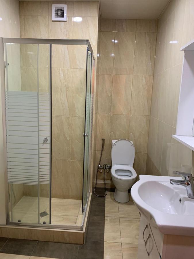 Apartment Three Bedroom In Saburtalo تبليسي المظهر الخارجي الصورة